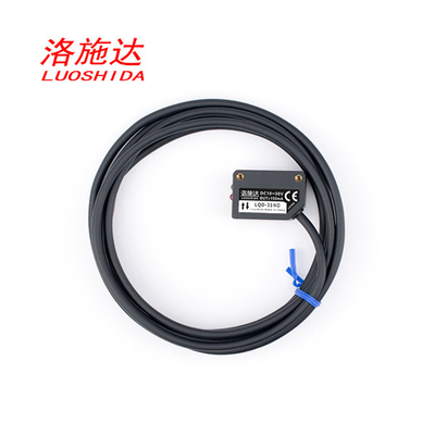 Persegi Laser Proximity Sensor Switch PNP NO 300mm Jarak Disesuaikan DC Q31 Plastik Diffuse